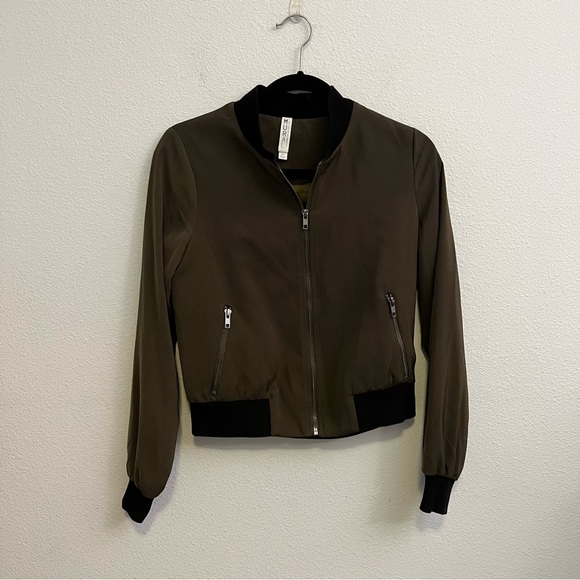 Mural Smooth Bomber Jacket - Picture 2 of 6